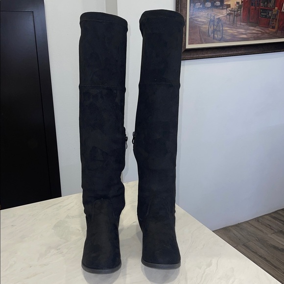 New!! ✨ Women’s Elegant Faux Suede Black Over-the-Knee Boots- Size 9 & 10 - Picture 3 of 7